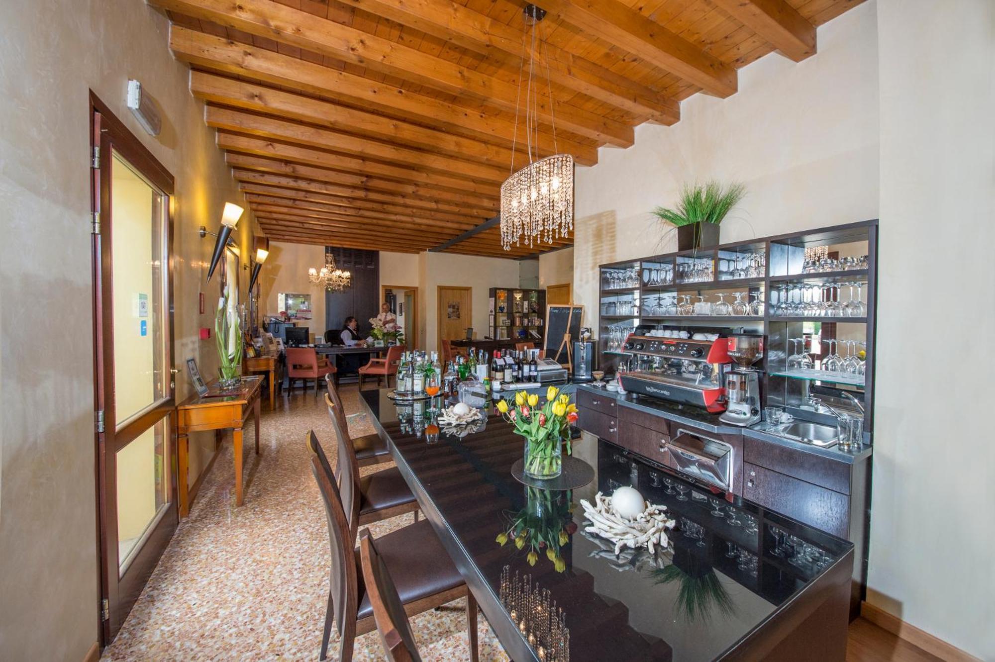 Venice Airport Hotel Tessera