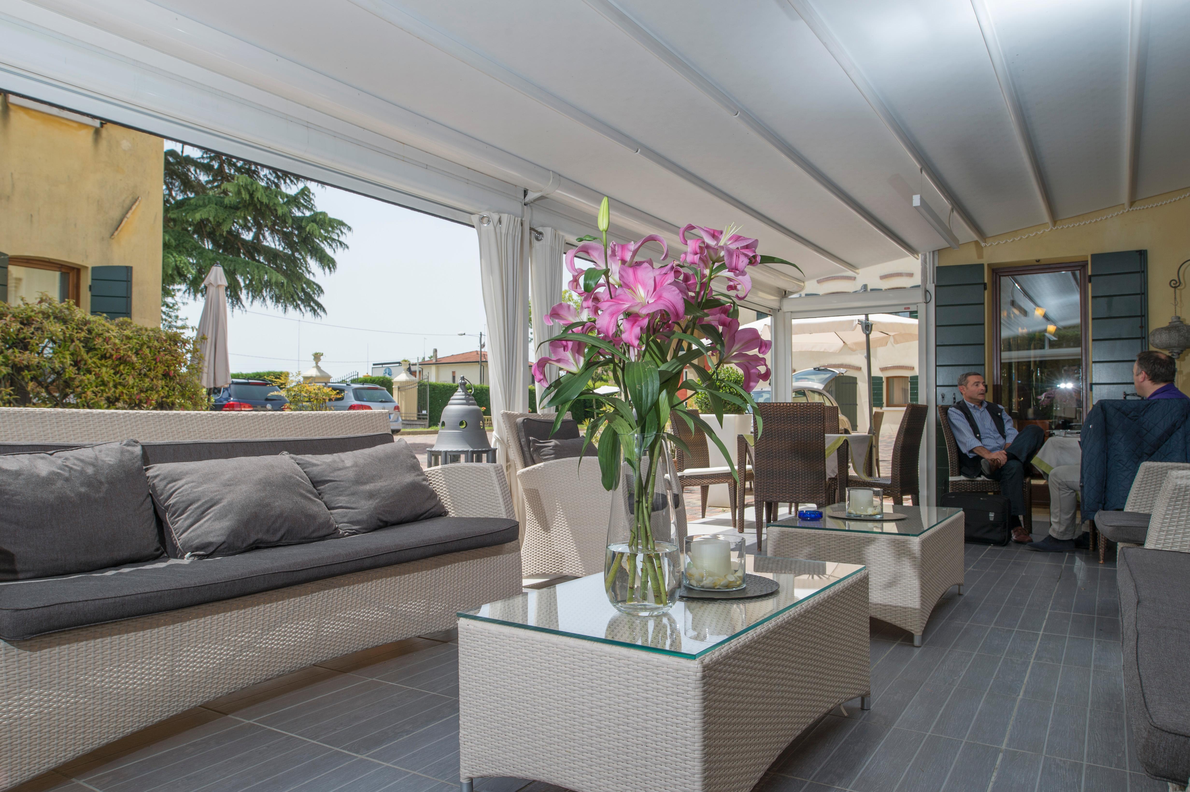 Hotel Venice Airport 4*