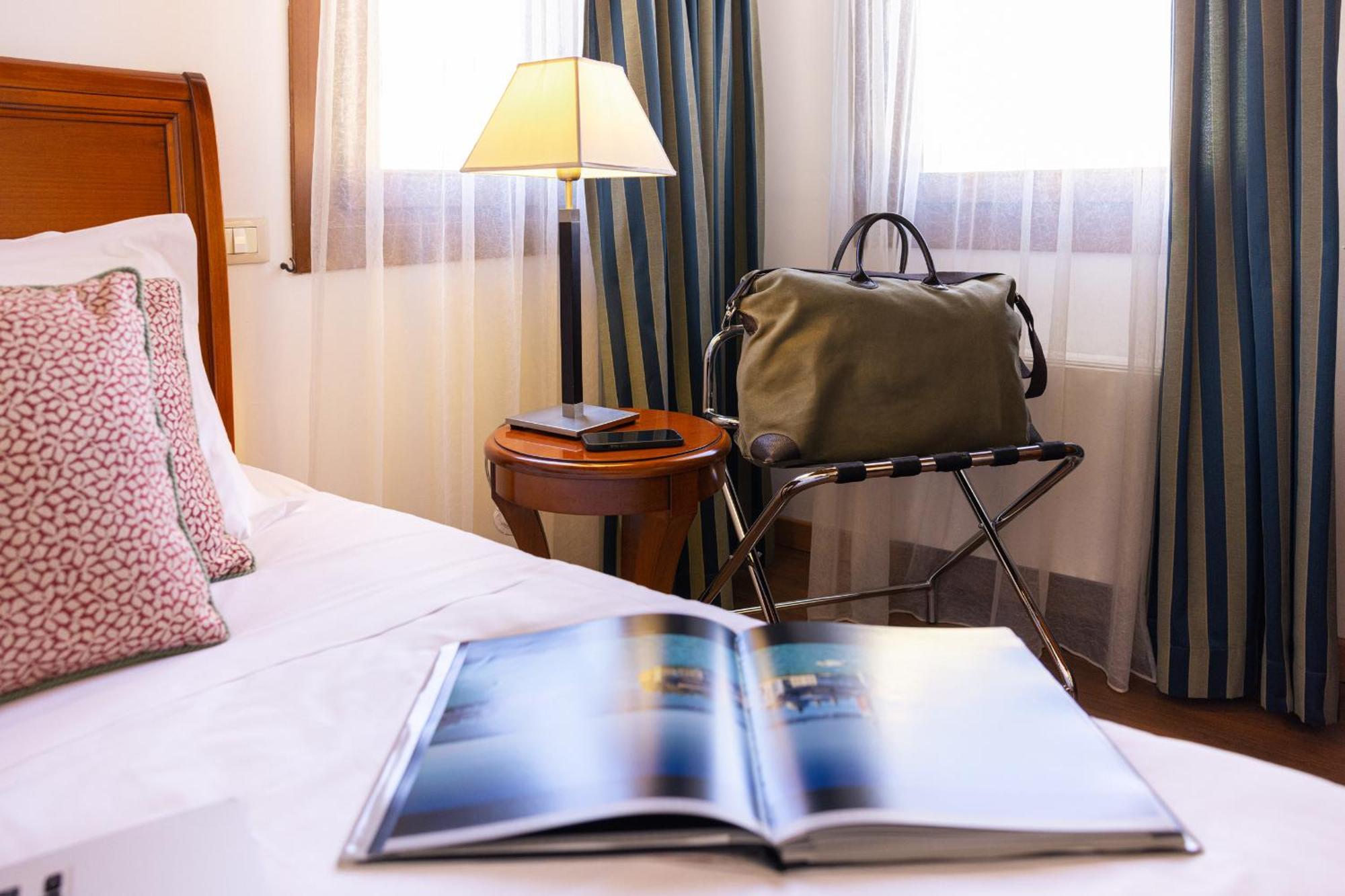 Hotel Venice Airport 4*