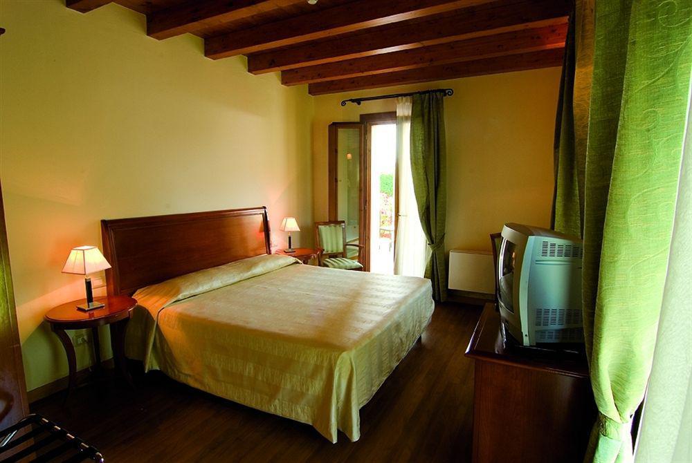 Venice Airport 4*